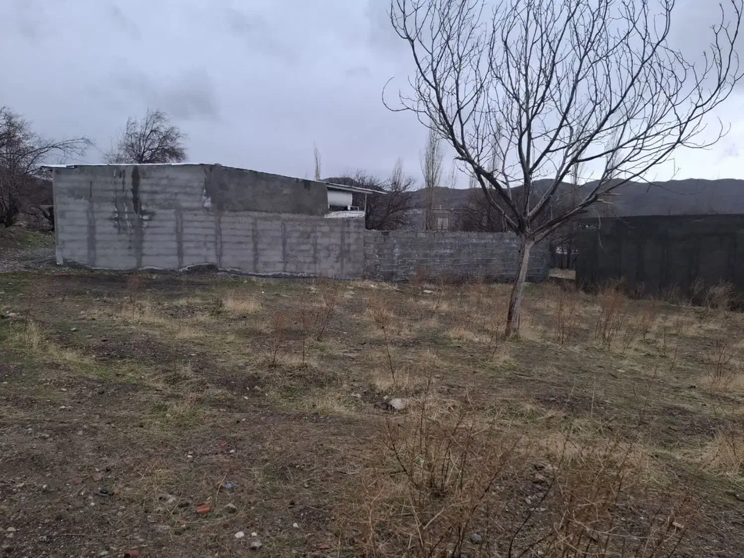 زمین دهبکری جدکان