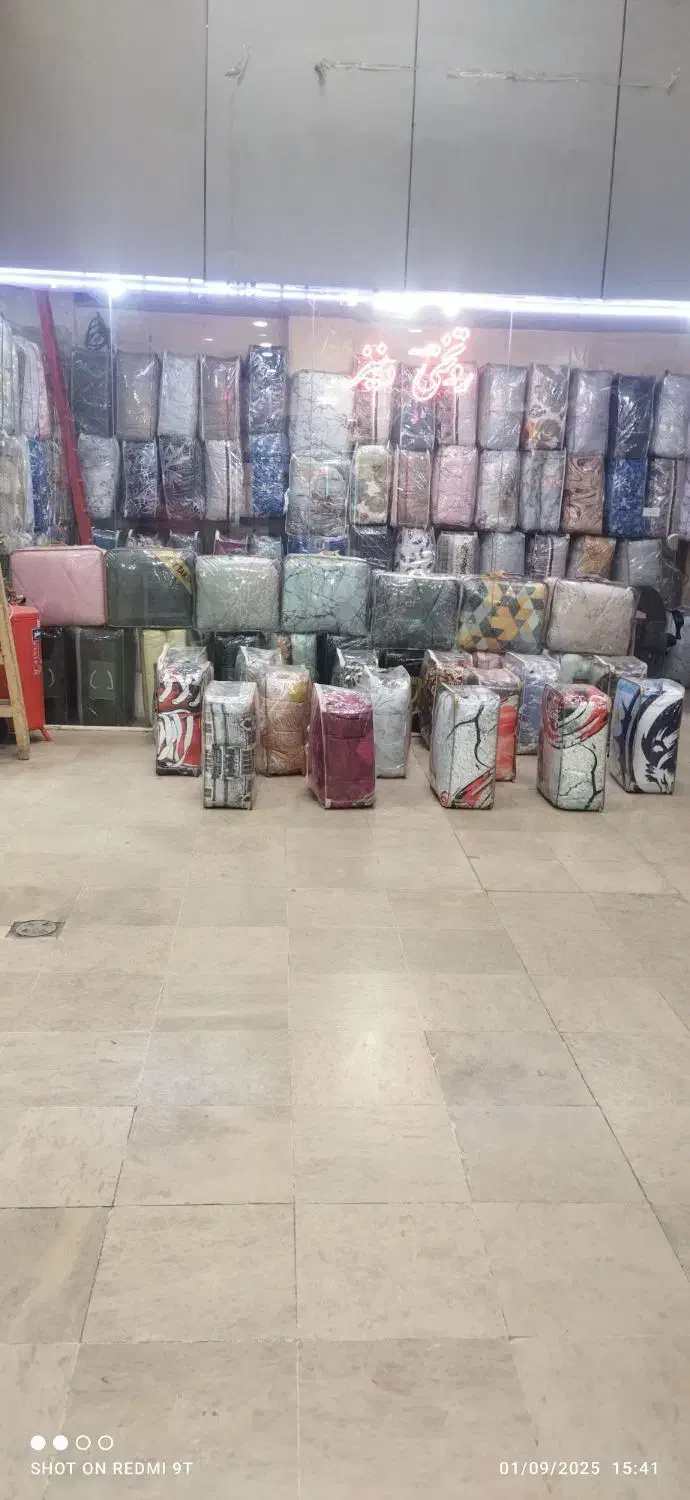 اجاره مغازه در حیاط پایین بازار مشروطه
