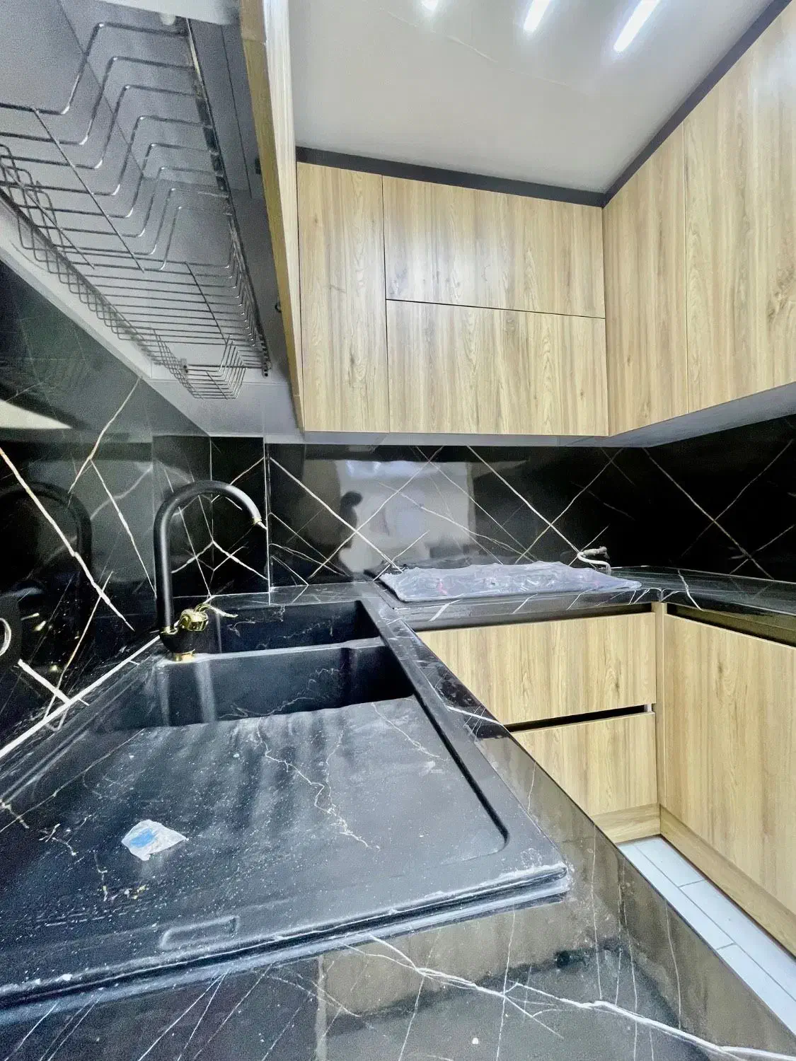 ۶ شمال سوپر لاکچری ۸۰ متری ادب شمالی