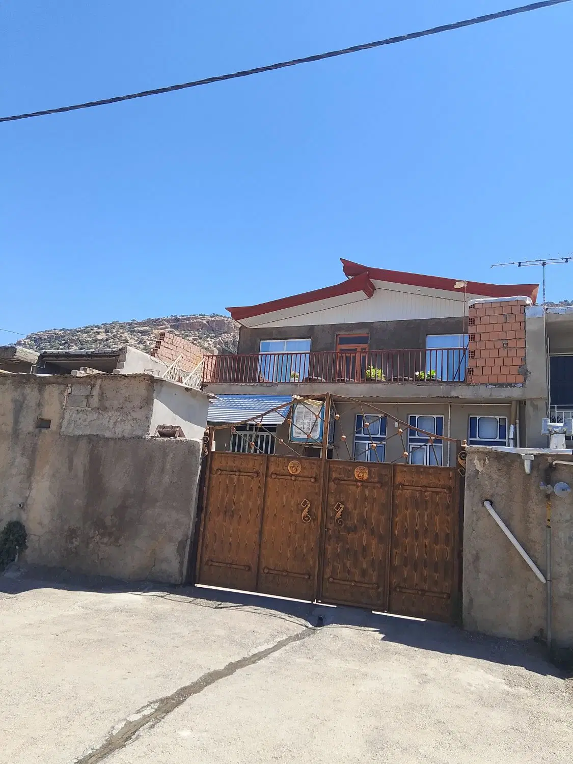 دو طبقه واحد  مسکونی