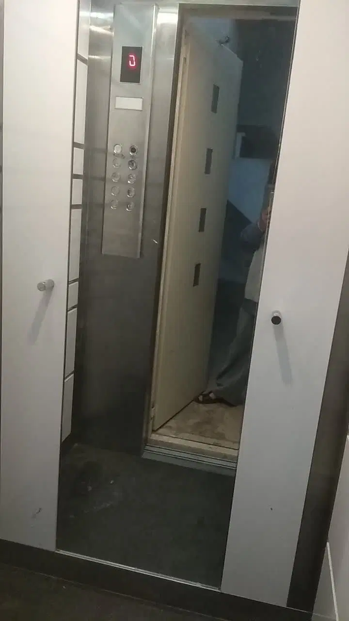 آپارتمان نهضت