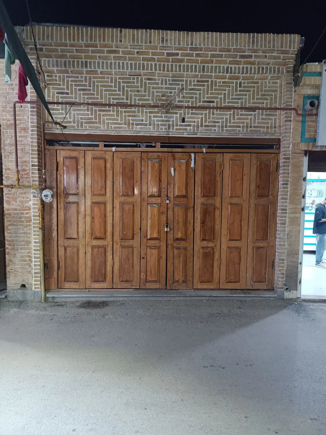 مغازه تجاری
