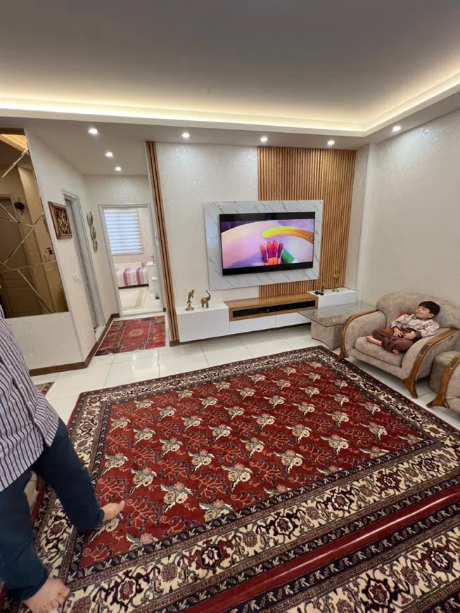 واحد رو به دریاچه مناسب مجرد و خانواده