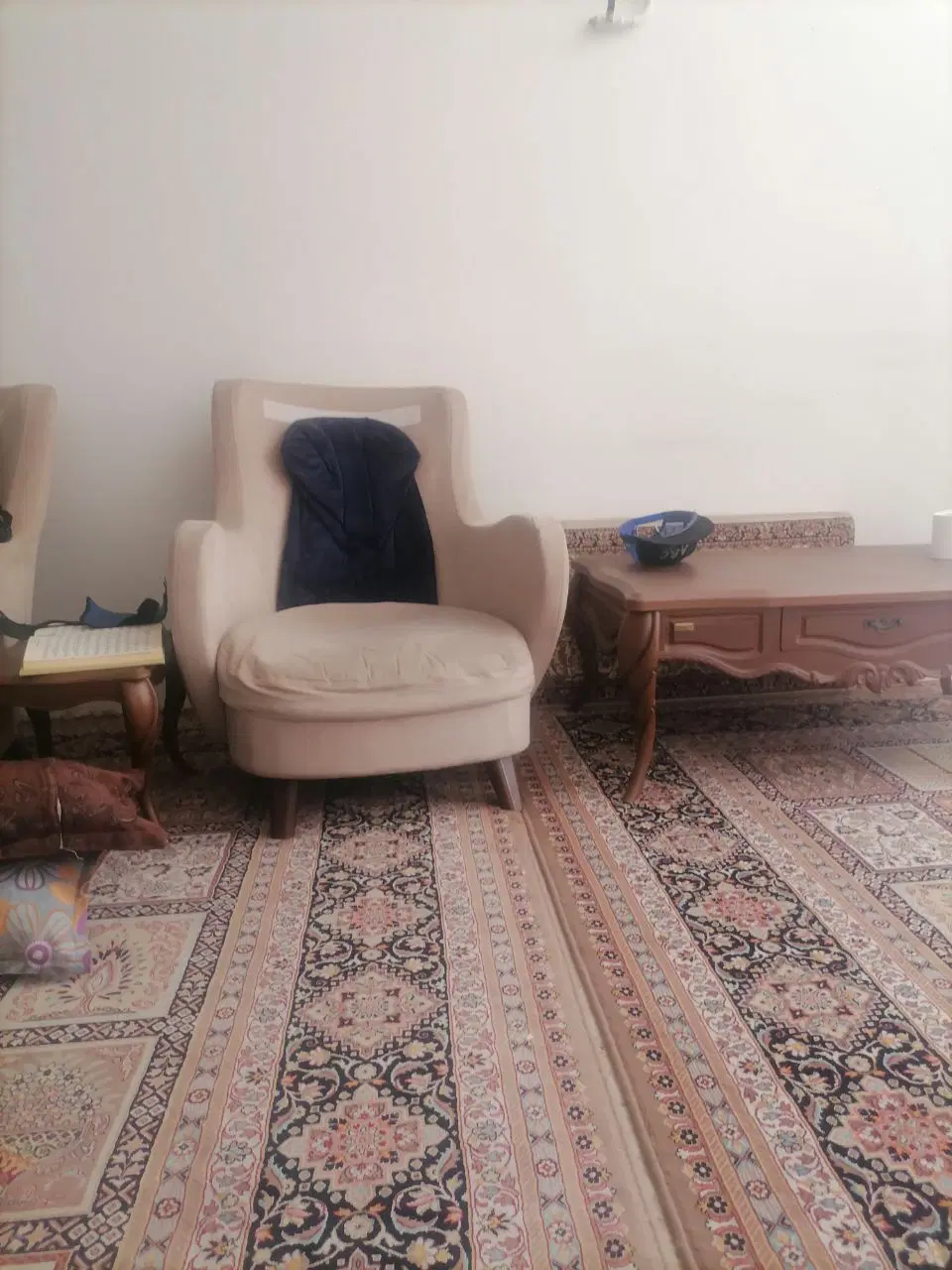 رهن و اجاره  منزل مسکونی واقع در ناصر خسرو