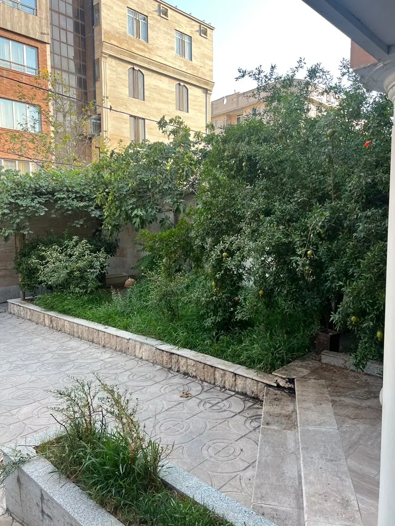 ۲۰۰ متر ویلایی بلوار ۲۲بهمن شهرک بنفشه