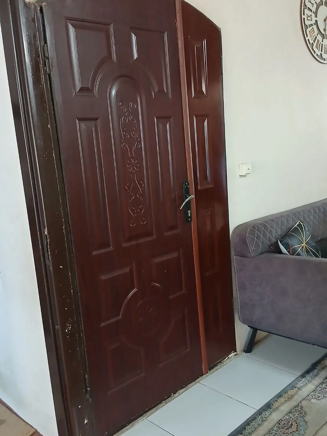خانه دربست طبقه اول با دوتا هوایی