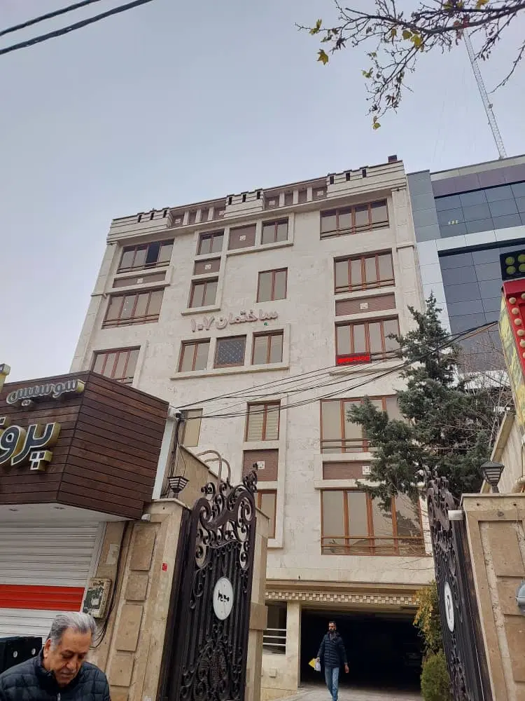 210 متر کلنگی  ( سعادت‌آباد)