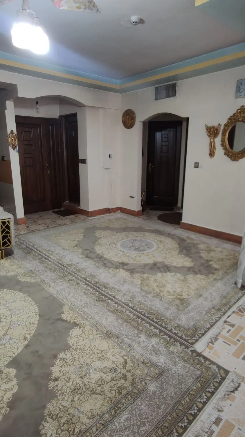 آپارتمان ۹۰ متری