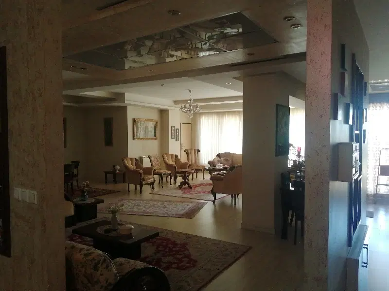 ۲۳۳ متر تکواحدی ۳ خوابه لوکس