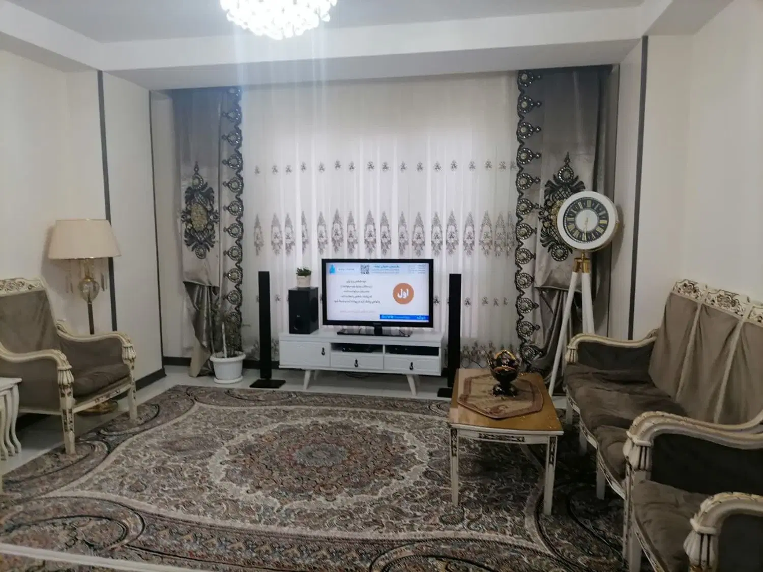 آپارتمان ۹۰متری باپارکینگ اختصاصی ۲خواب آسانسور