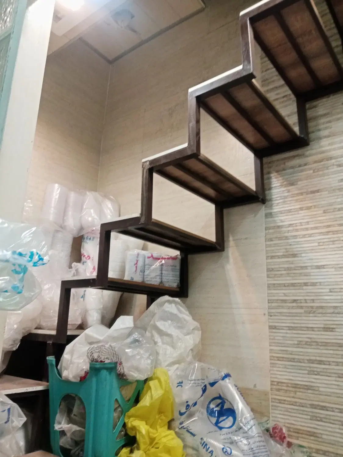 تجاری دوطبقه نبش چهارراه