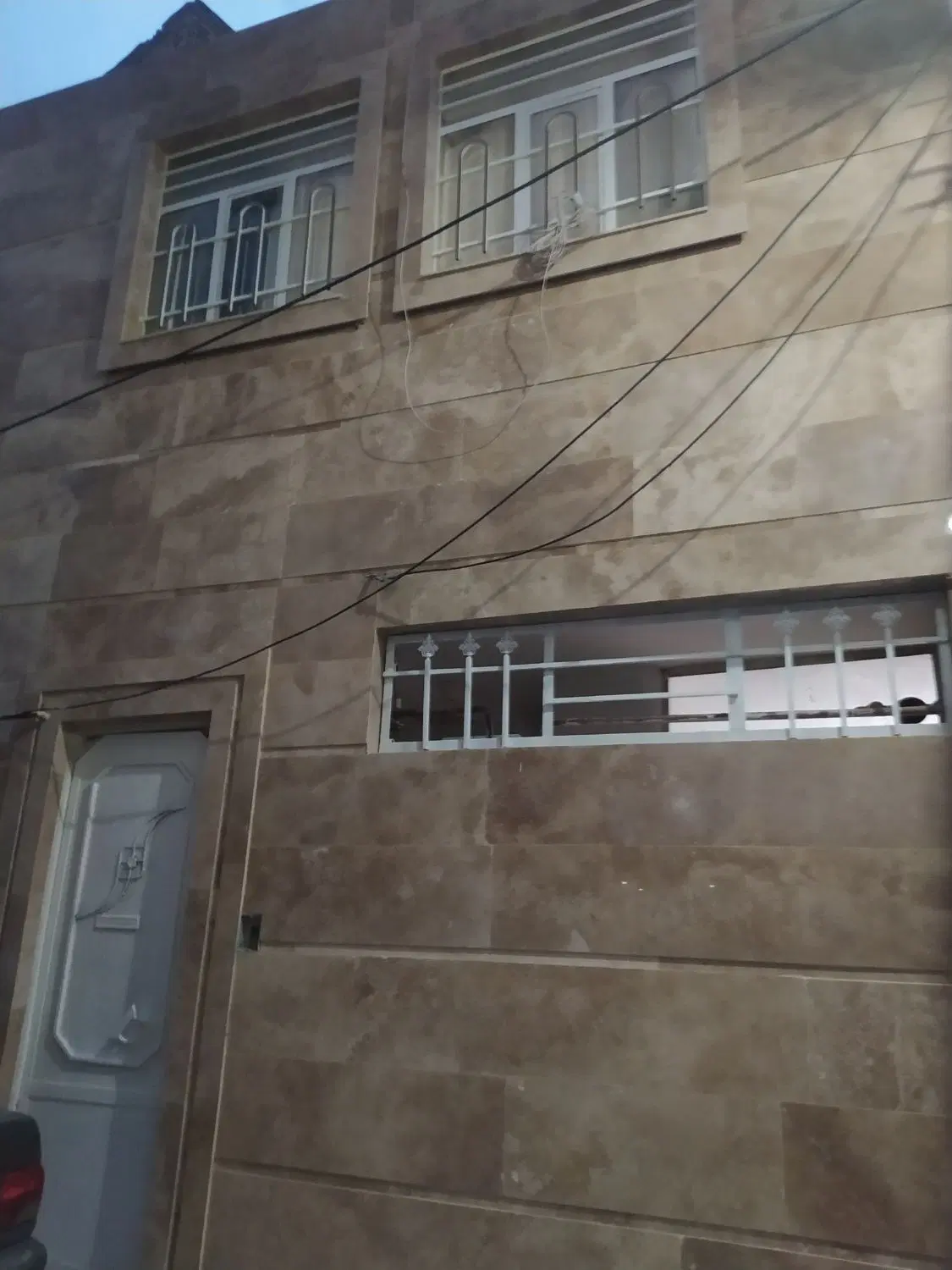 منزل نقلی دوطبقه  راه جدا