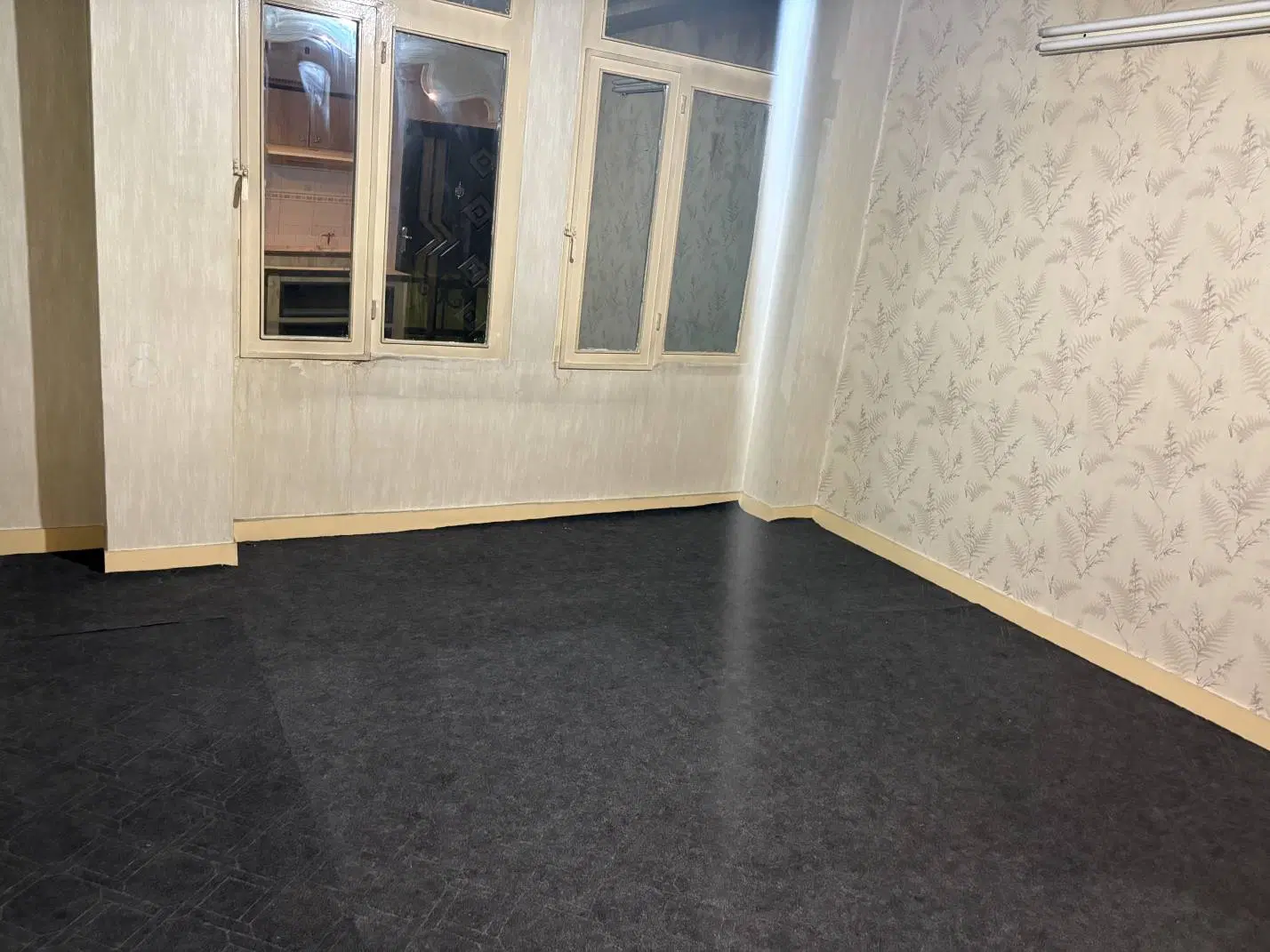 آپارتمان ۵۰ متری خالقی پور