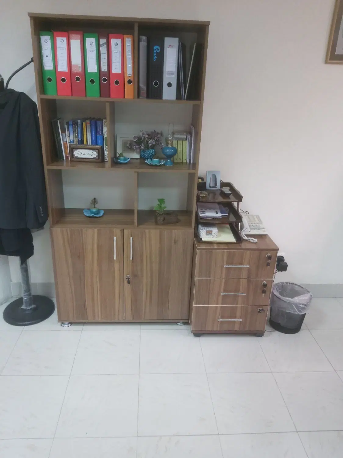 دفترکار مرکز شهر دروازه دولت ارگ جهان نما