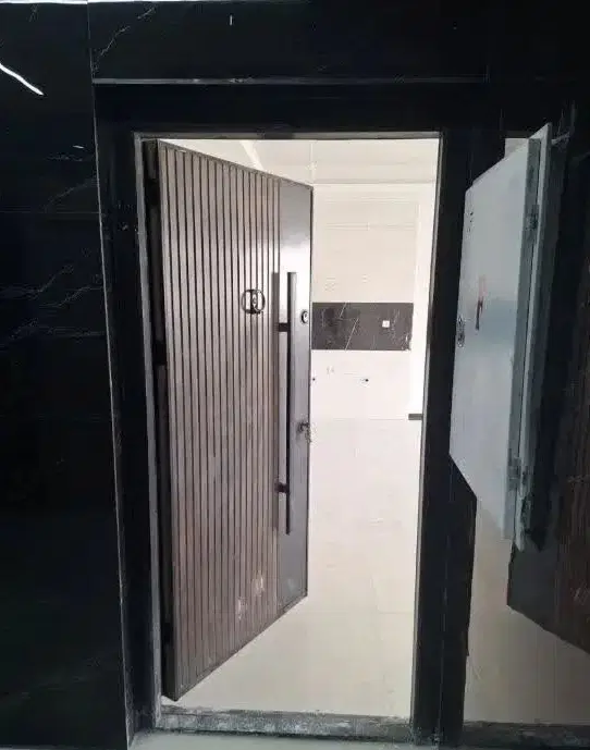 شخصی ساز اول فاز۷گلشهر ۱۰۰متر دوخواب طبقه سوم