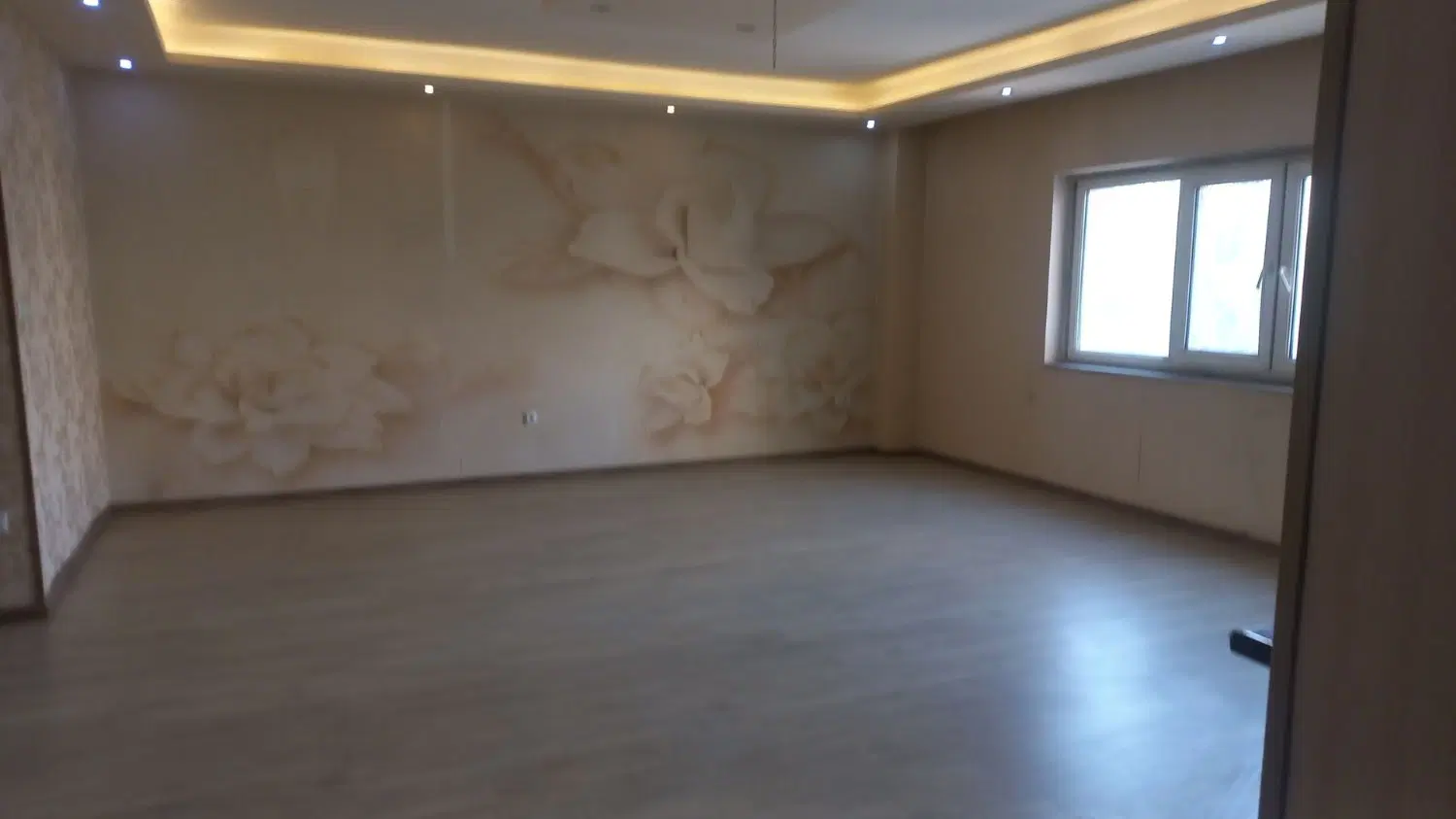 اجاره اپارتمان ۱۱۰ متری کوی لاله مجتمع شیروانی