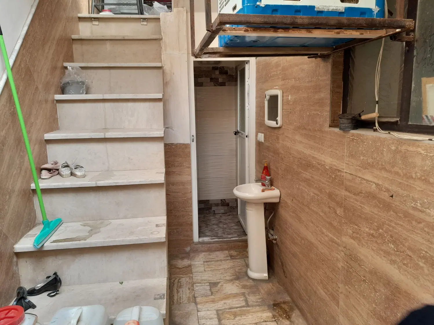 منزل فروشی در خیابان همت