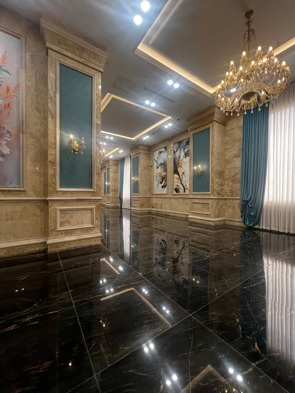 رونیکاپالاس ایرانیان