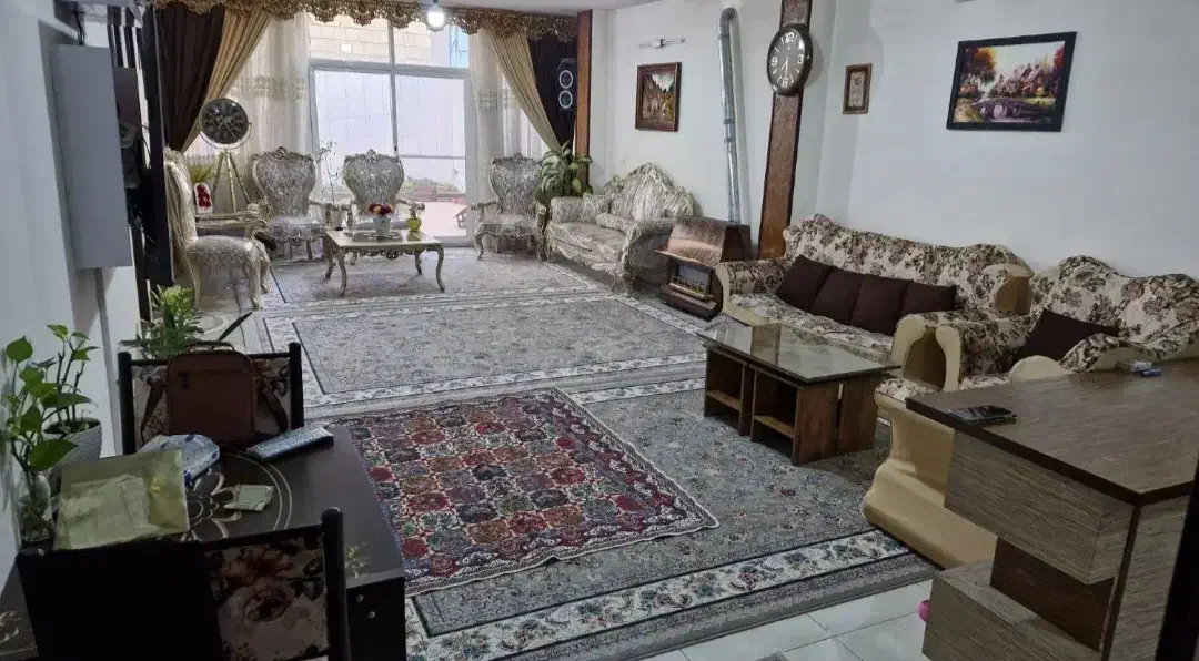 آپارتمان ۱۰۰ متری + ۴۰ متر حیاط اختصاصی
