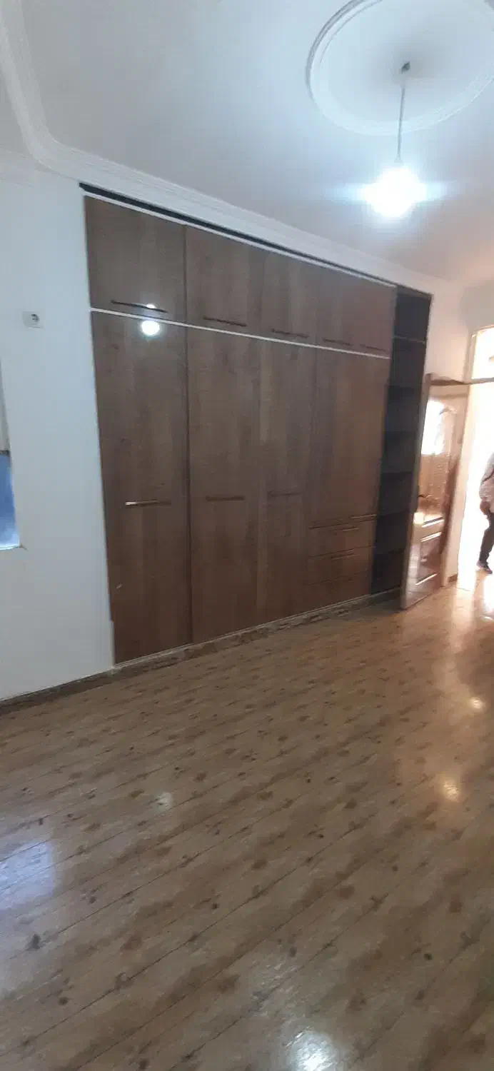 فروش آپارتمان ۱۲۰ متری تمیز مرتب کوچه سادات ۷فرعی۶
