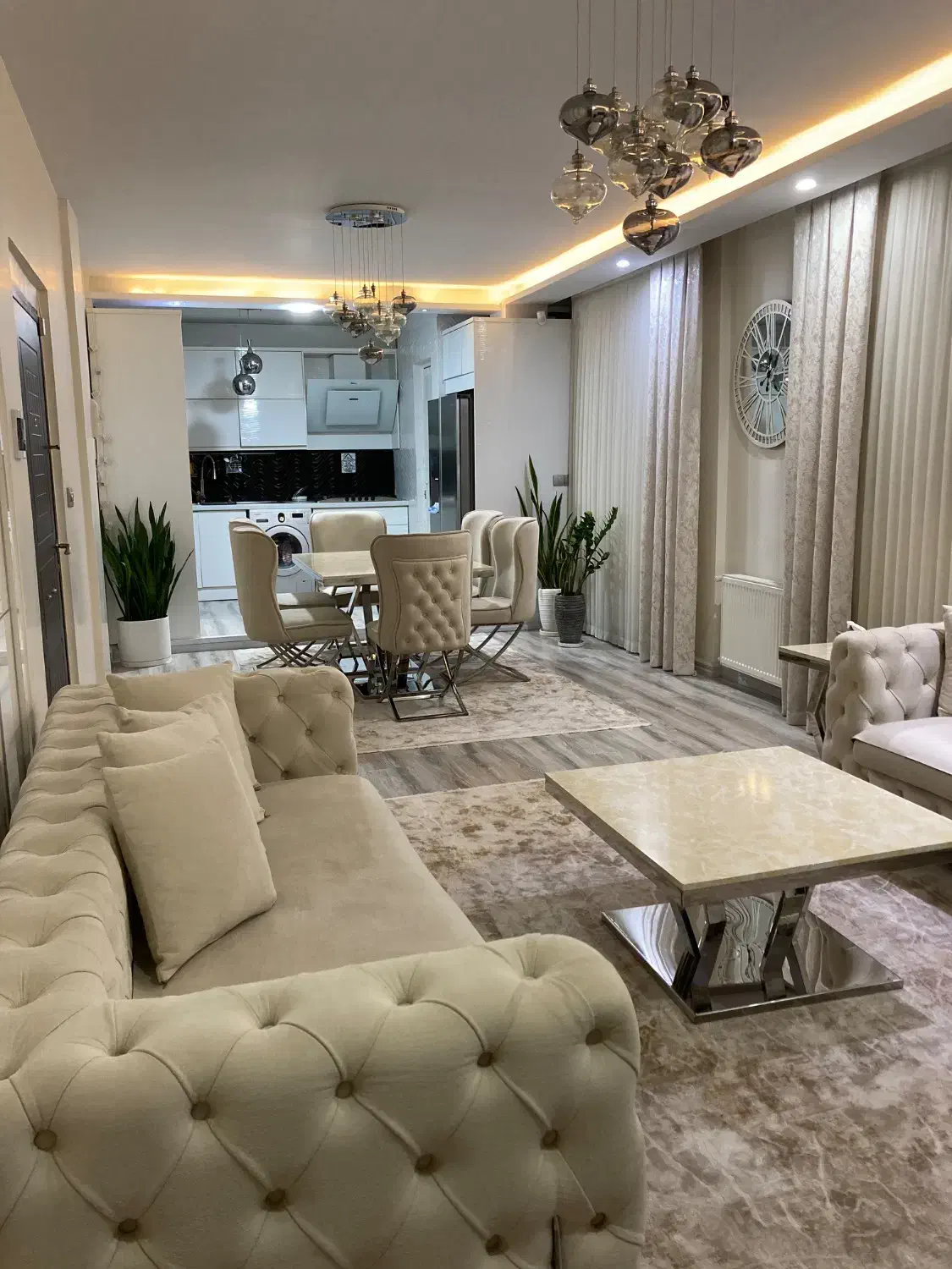 ۶۷متر دو خوابه آسانسور جیحون مالک اشتر