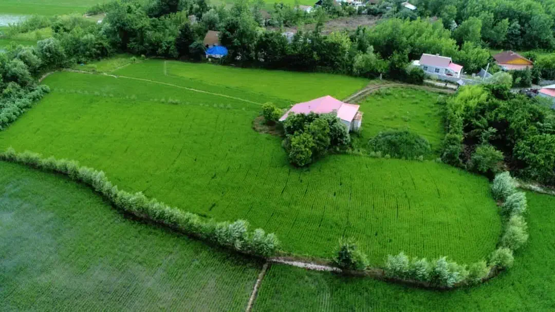 ۴۰۰ متر بر اصلی کتشال