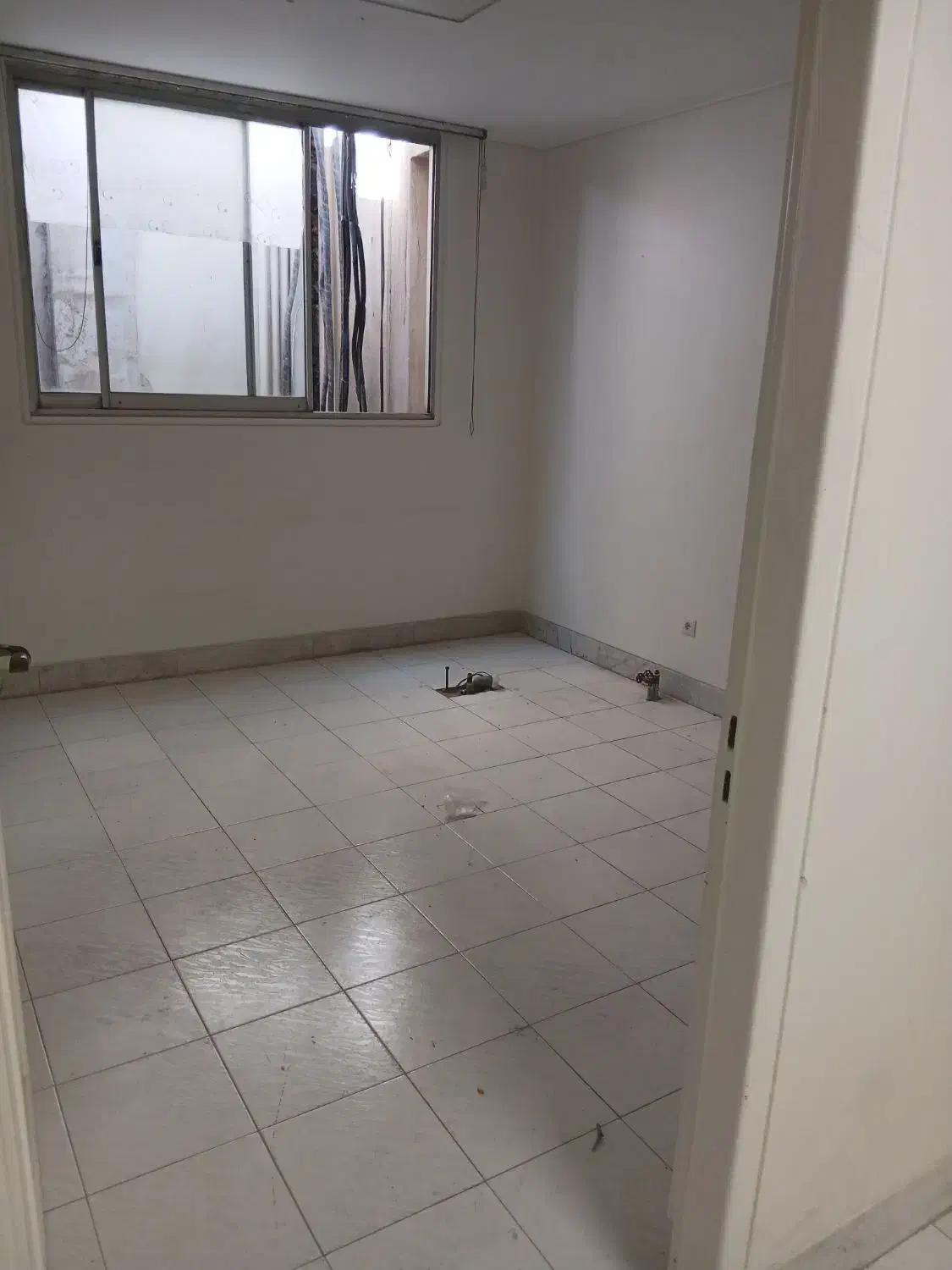 دفتر کار یا مطب پزشکی