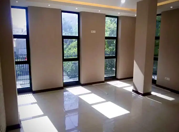 دفتر کار تجاری