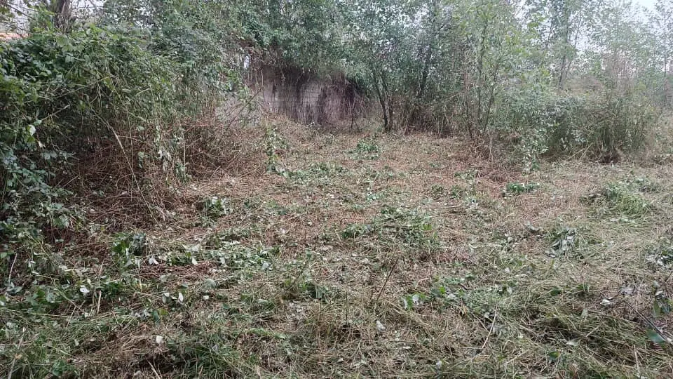 ۳۳۰ متر زمین مسکونی ،مالوان