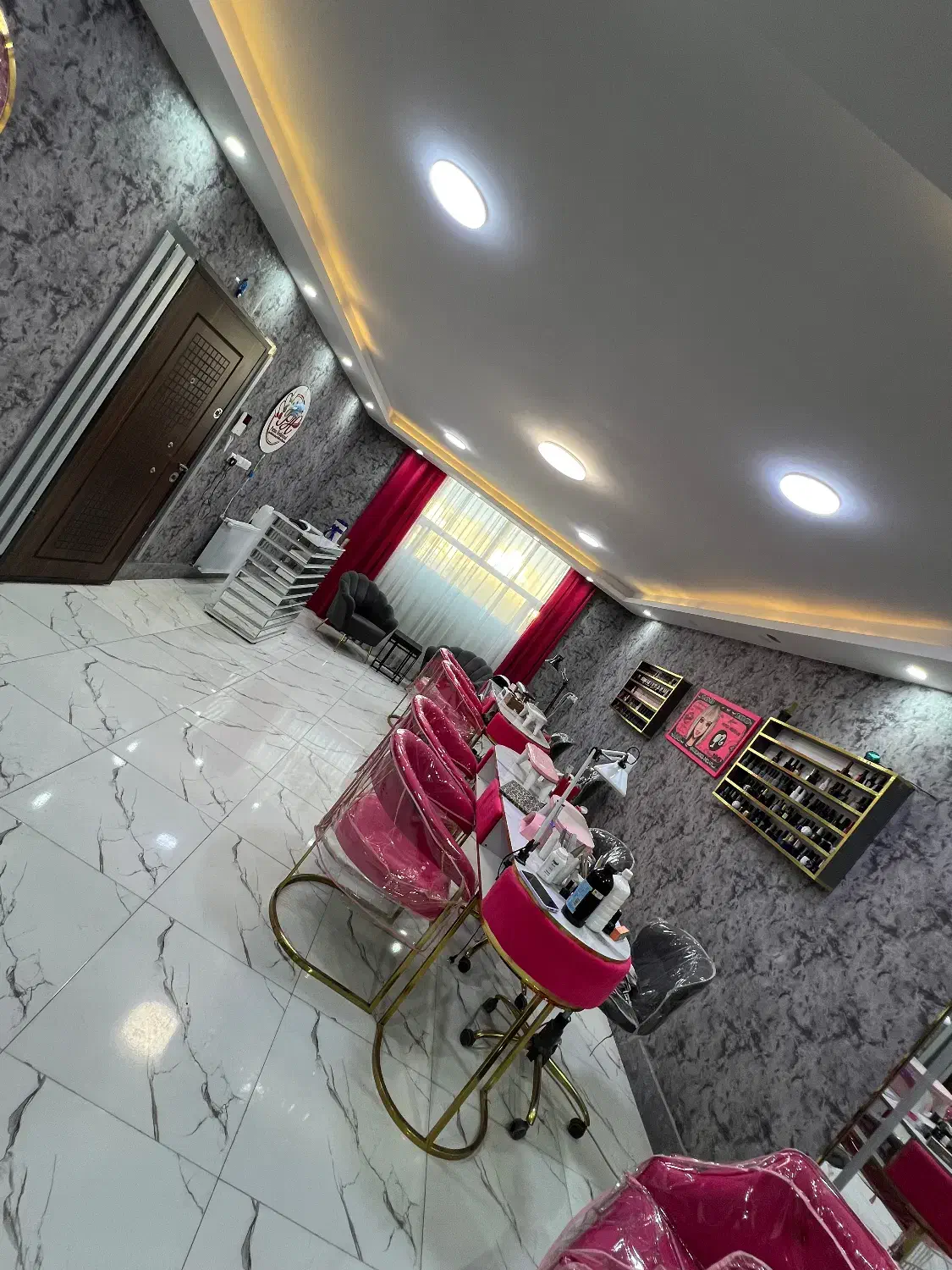 واگذاری سالن زیبایی