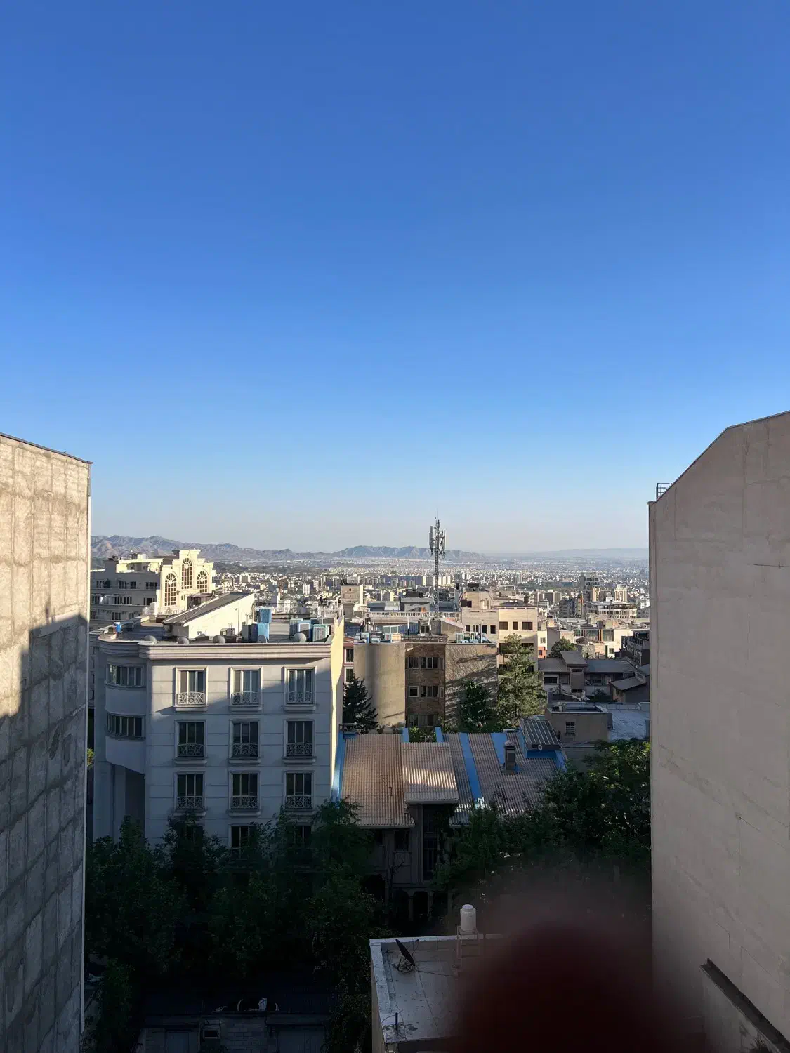 اجاره و رهن 100 متری در آجودانیه