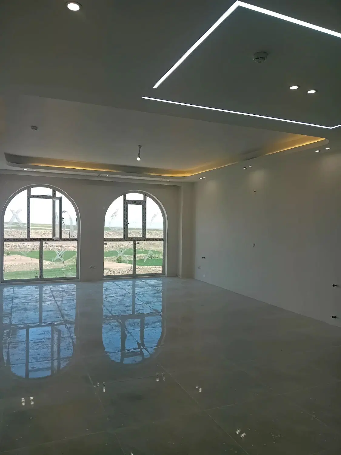 فروش اپارتمان با ویوی ابدی ۱۳۵ متری