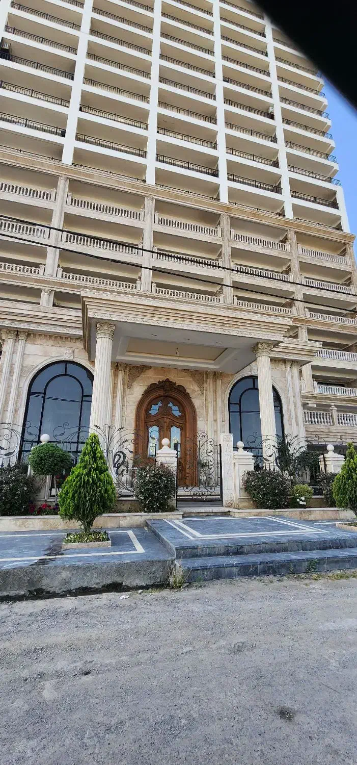 ۶۰متری رو ب نما
