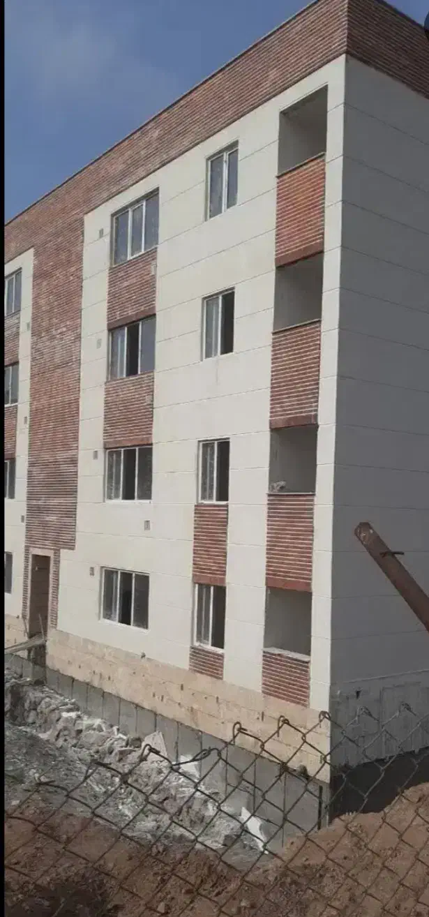 آپارتمان فاز ۷ با پارکینگ وانباری