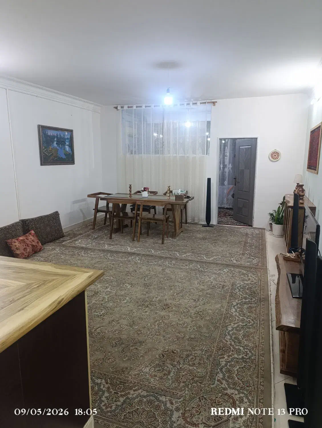 آپارتمان با پارکینگ اختصاصی