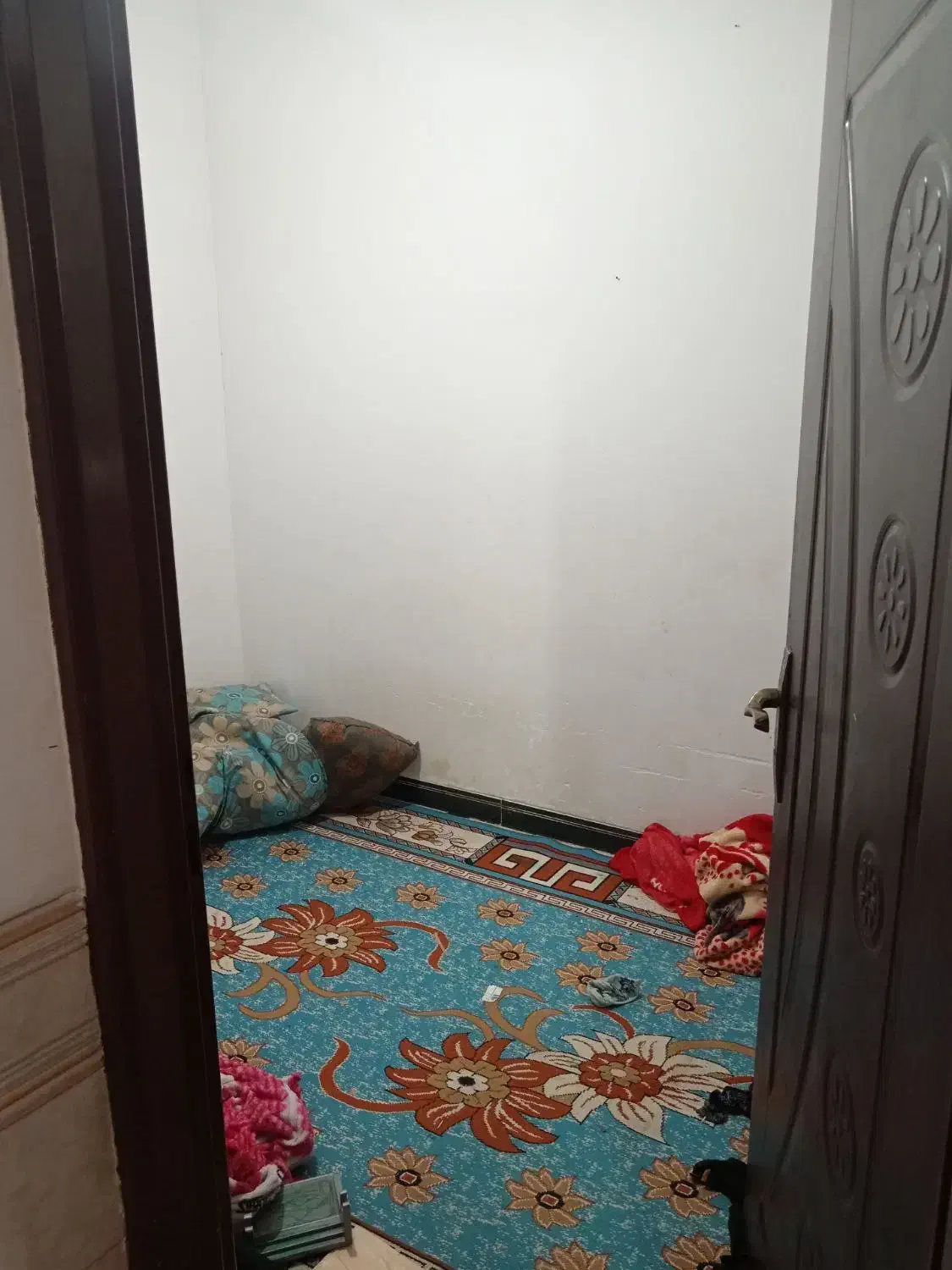 ۱۰۰متر ویلایی دو طبقه  خیابان  ۲۸ قائم