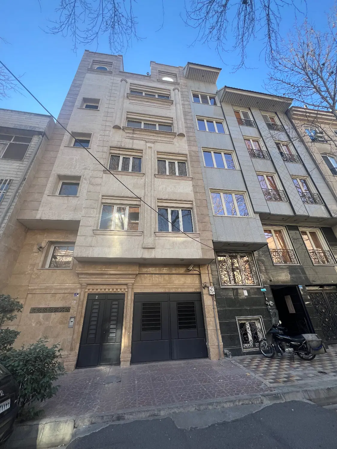 اجاره مستغلات ویلایی 3 طبقه برای مشاغل و سکونت