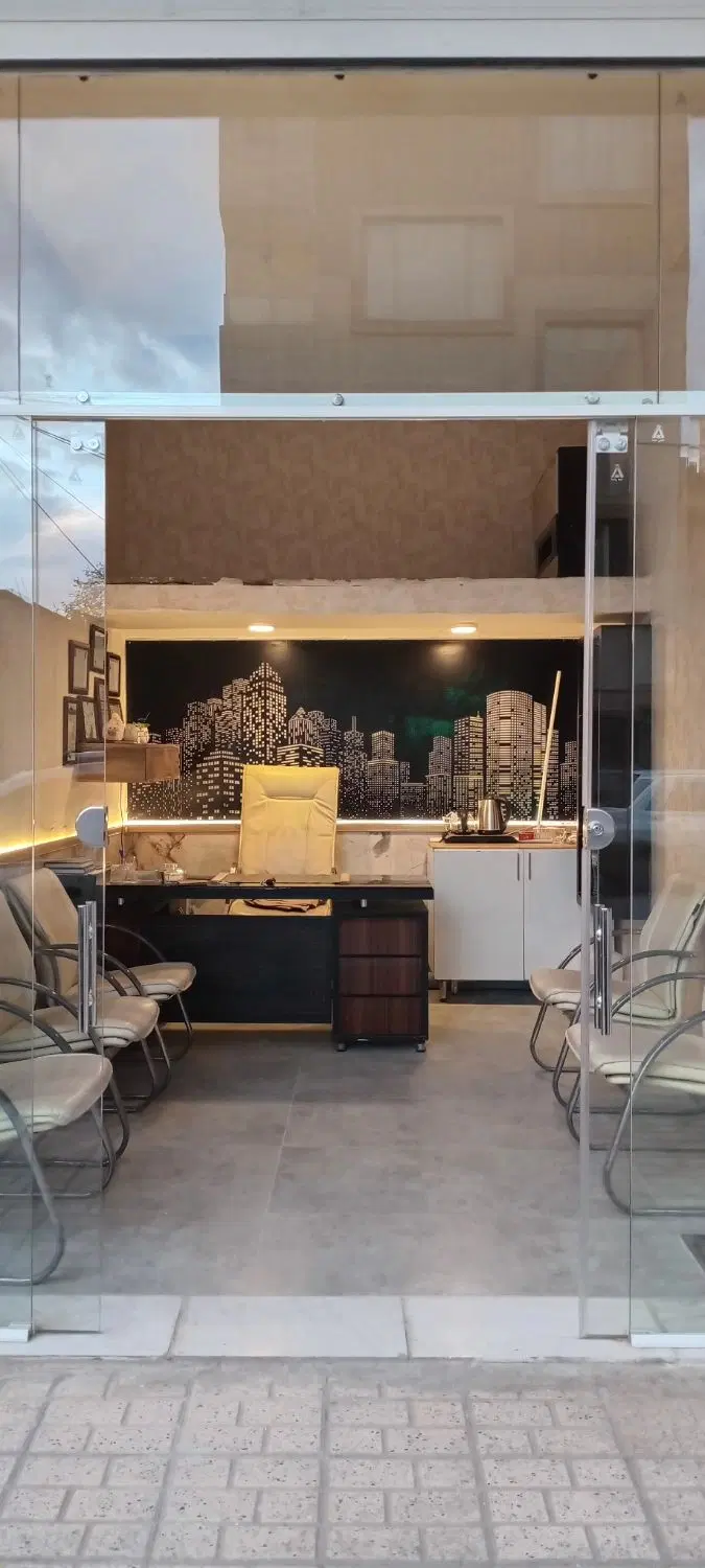 فروش فوری  مغازه 14 متر تجاری دائم