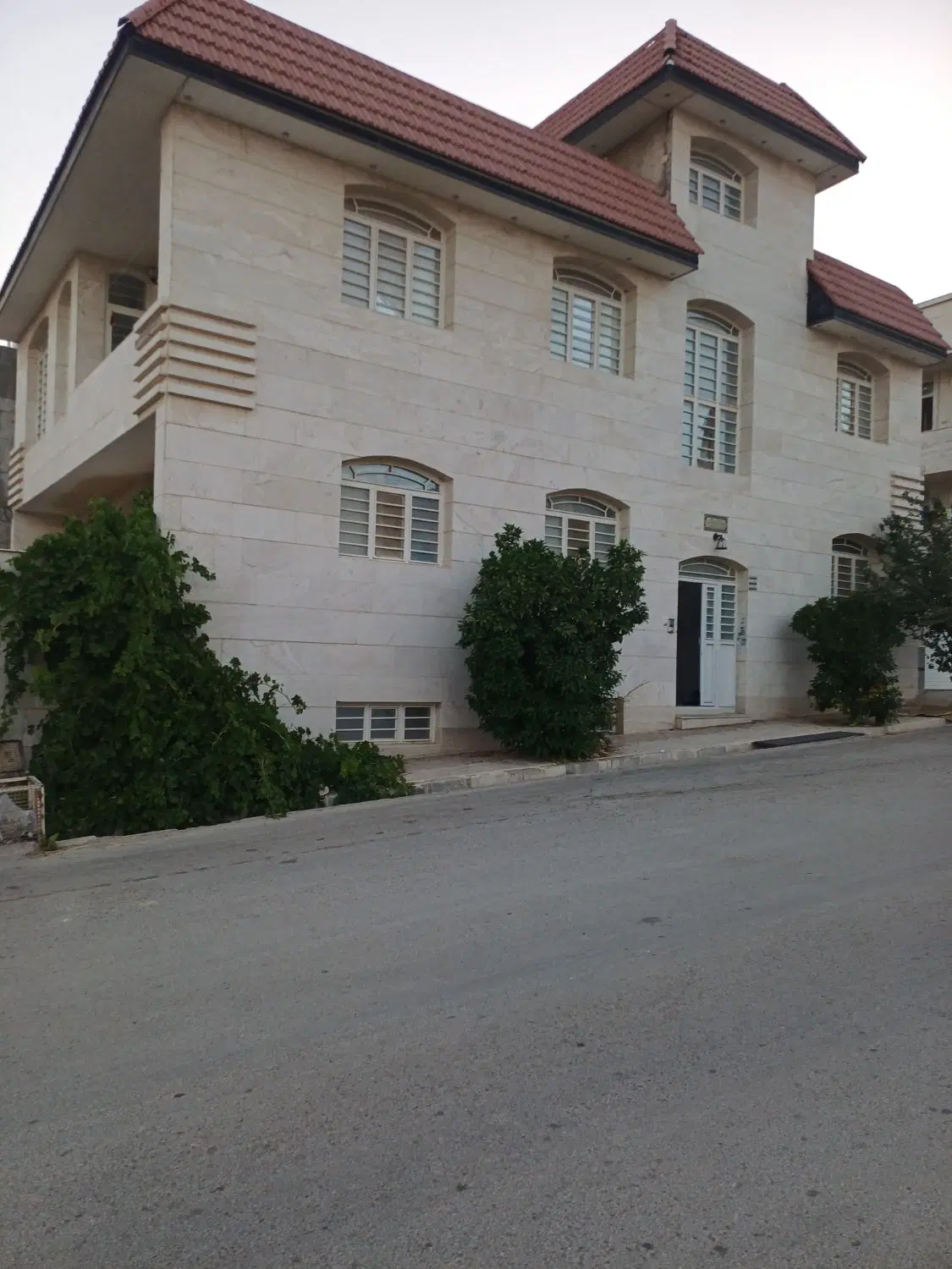 طبقه همکف ویلایی صدرا