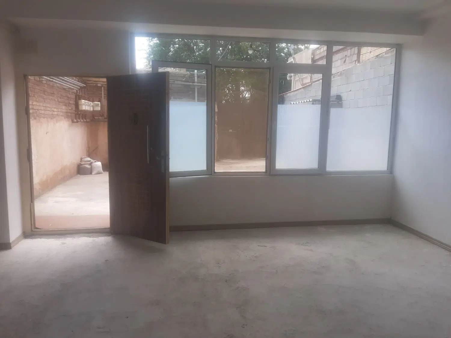 اپارتمان در عباسی