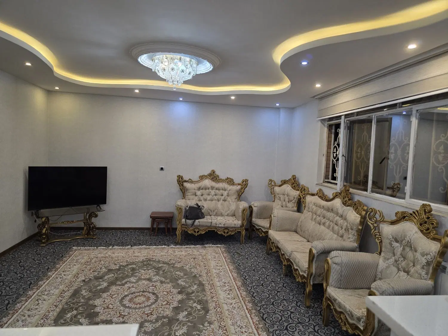 فروش اپارتمان تک واحدی باهنر جنوبی