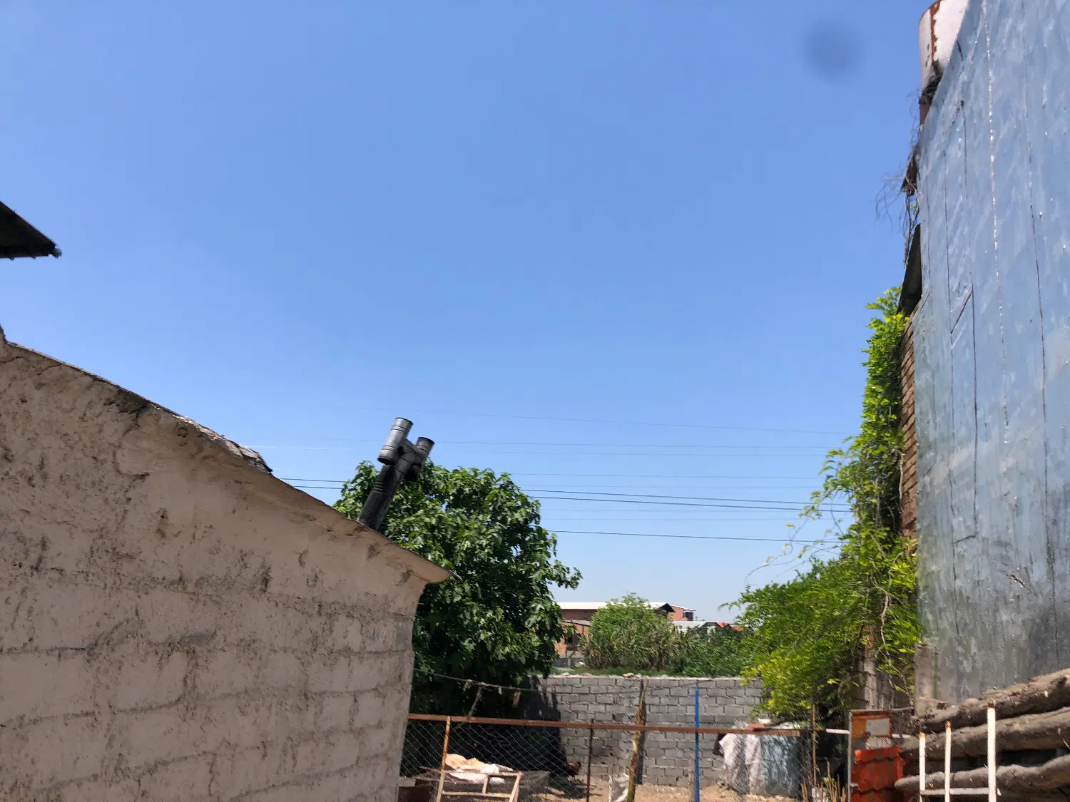 154 متر زمین تجاری تجاری مسکونی