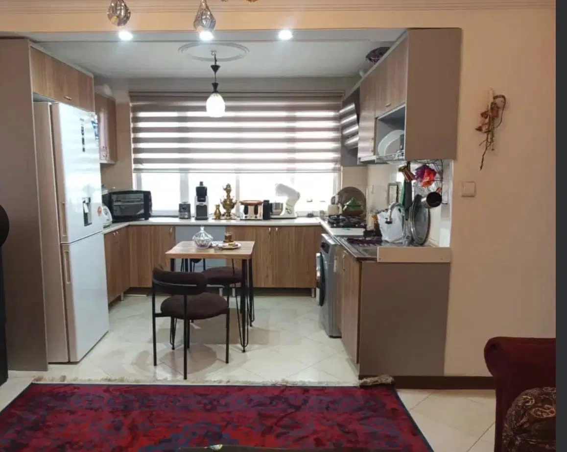 ۹۵ متری دو‌خواب جنوبی تخلیه