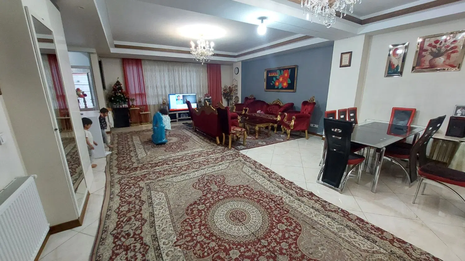 آپارتمان ۱۳۰متری تک واحدی