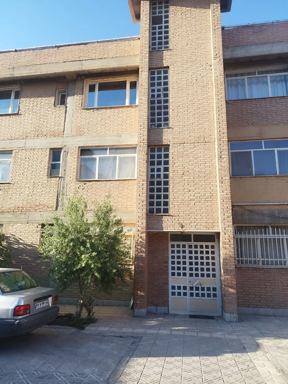اجاره واحد ۸۸ متری دو خوابه خونه های بانک مسکن