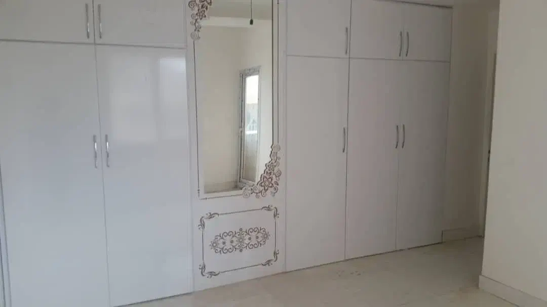 فروش آپارتمان دوخواب ۹۶