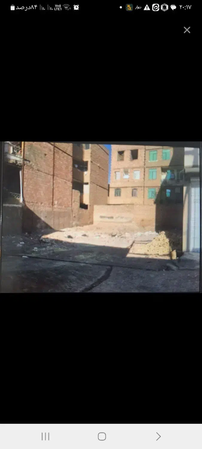 زمین ۹۰ متری بین گلبرگ ۸ و ۱۰ بن بست ستایش