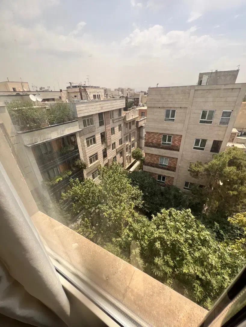 ۱۳۰ متری بهترین لوکیشن هزار دستگاه