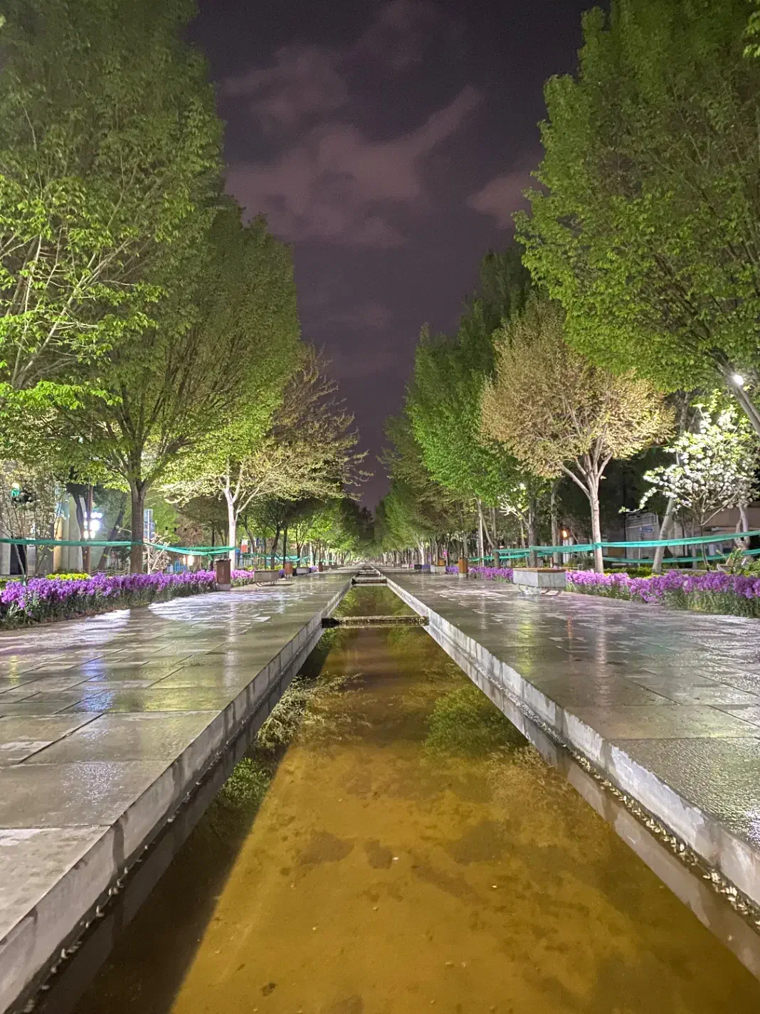 منزل ویلایی ۲ طبقه پنج آذر