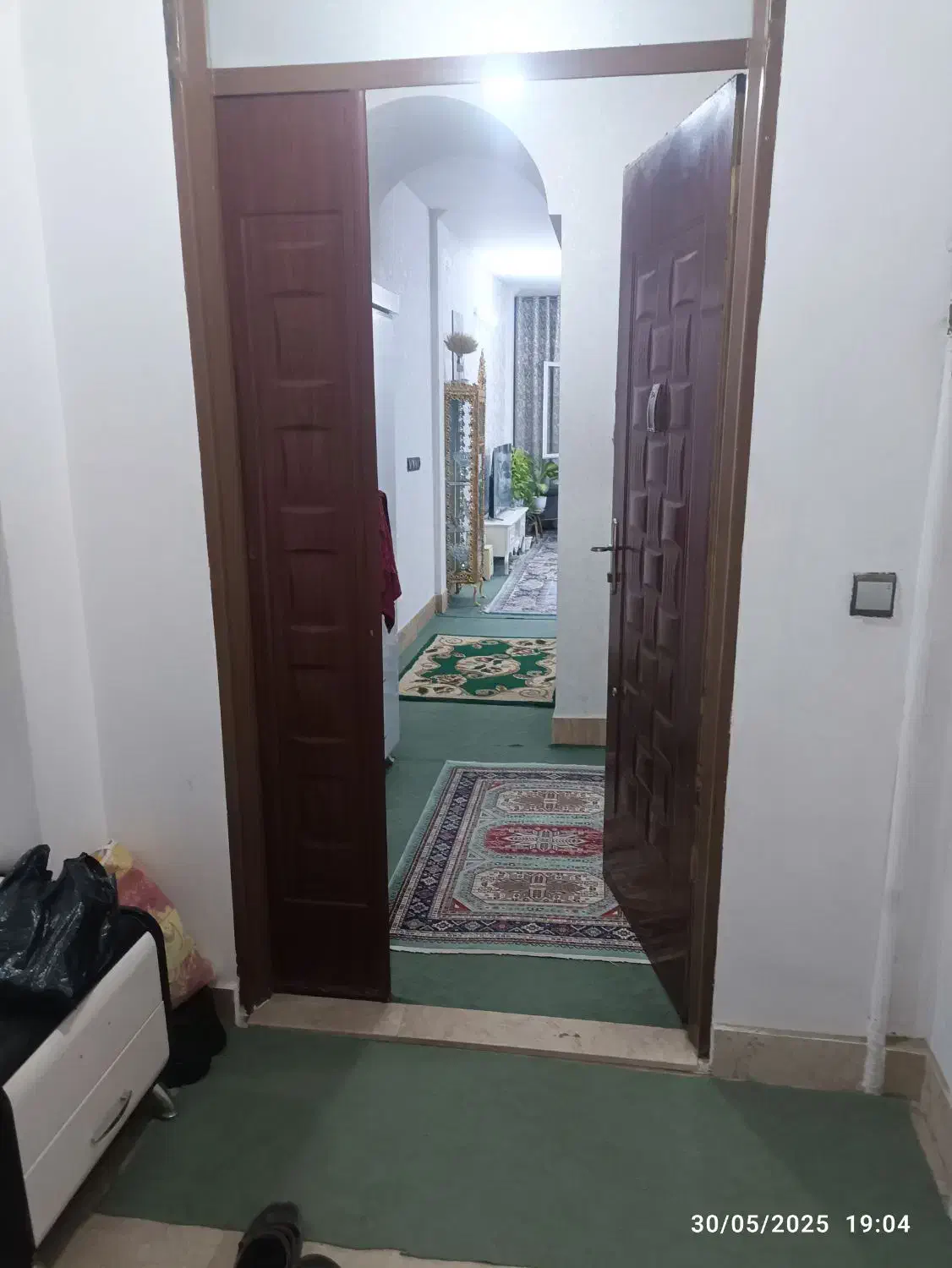 آپارتمان شیک و تمیز